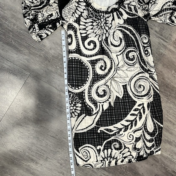 Lela Rose Floral Cream and Black Dress Size 2 FLAWED - Picture 9 of 9